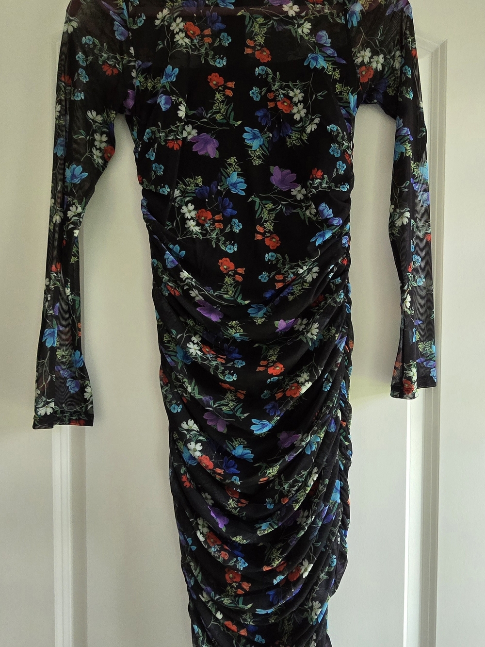 Alice + Olivia Floral Ruched Long Sleeve Bodycon Dress - Black Multi